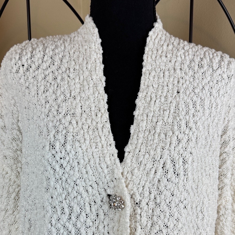 Zara Cream Textured Cardigan Sweater Rhinestone Buttons Oversized Size Small - Picture 2 of 10
